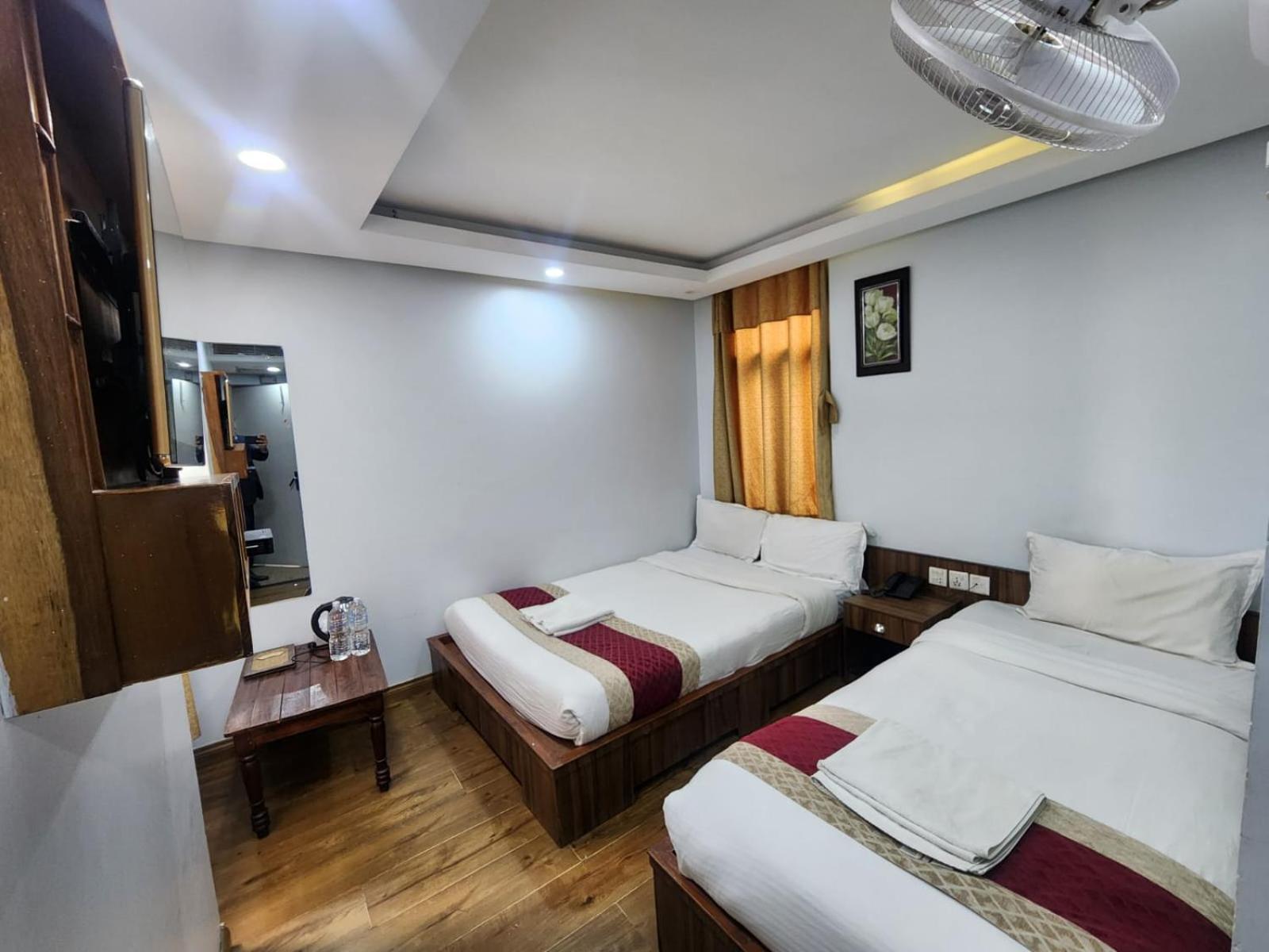 Hotel Kathmandu Inn ภายนอก รูปภาพ