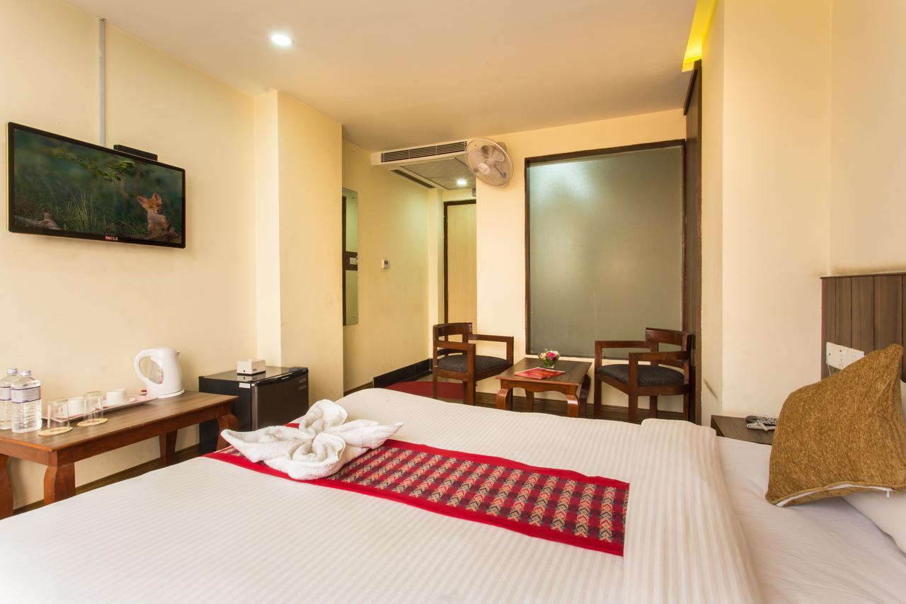 Hotel Kathmandu Inn ภายนอก รูปภาพ